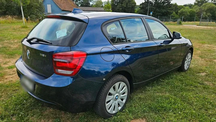 BMW 118
