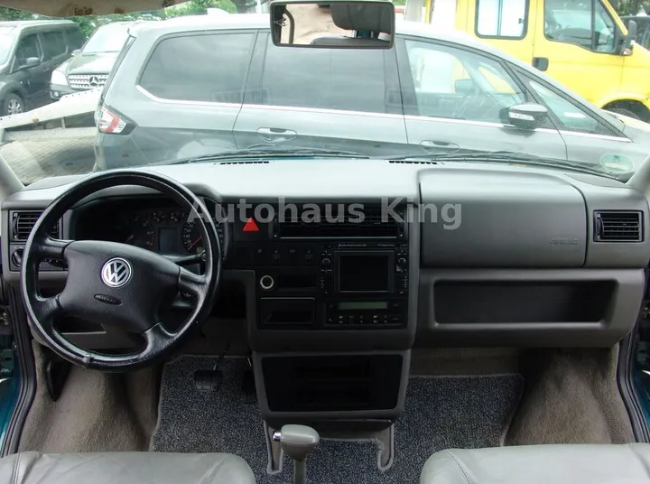 Volkswagen T4 Caravelle