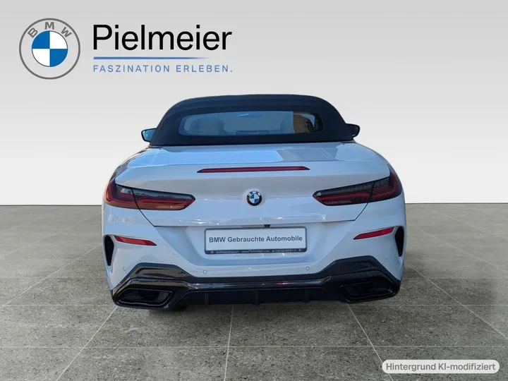 BMW 840