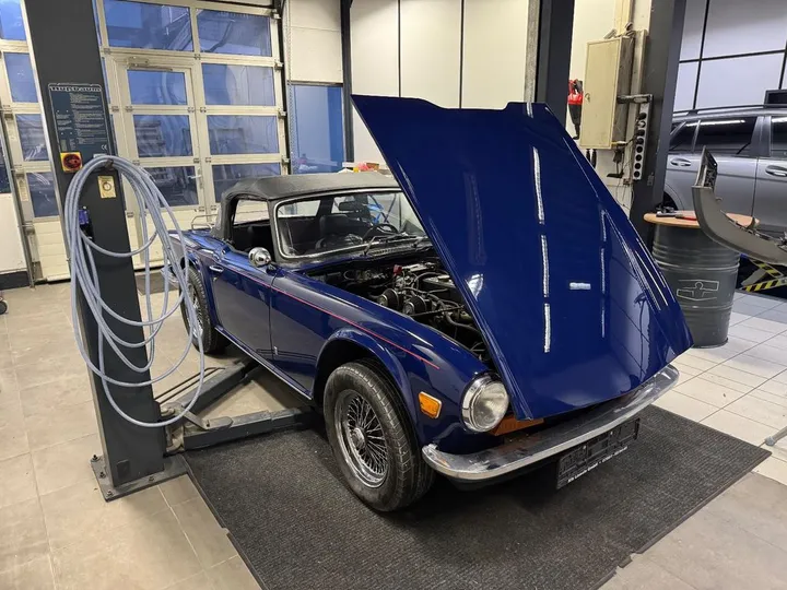 Triumph TR6