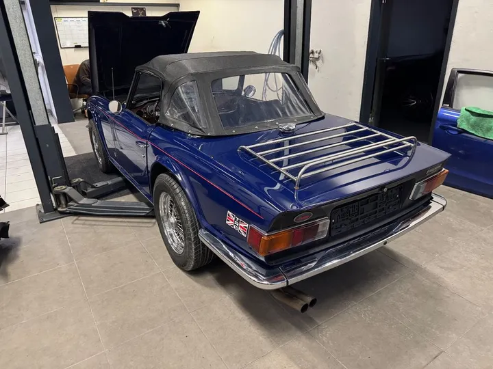 Triumph TR6