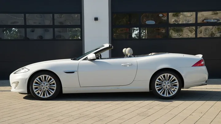 Jaguar XK
