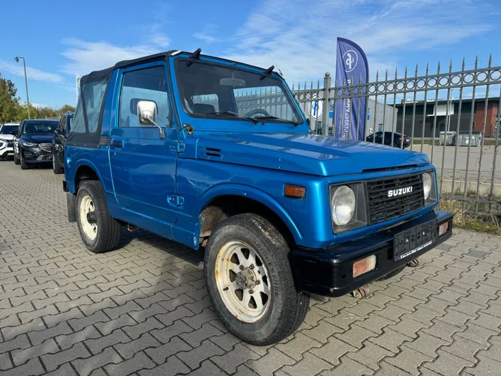 Suzuki SJ Samurai