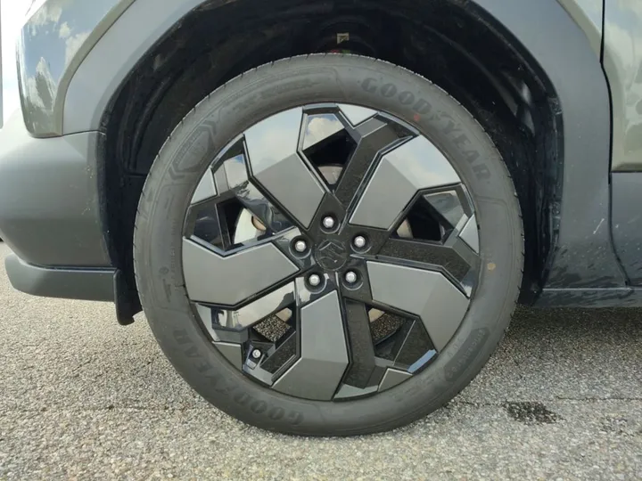 Suzuki e Vitara