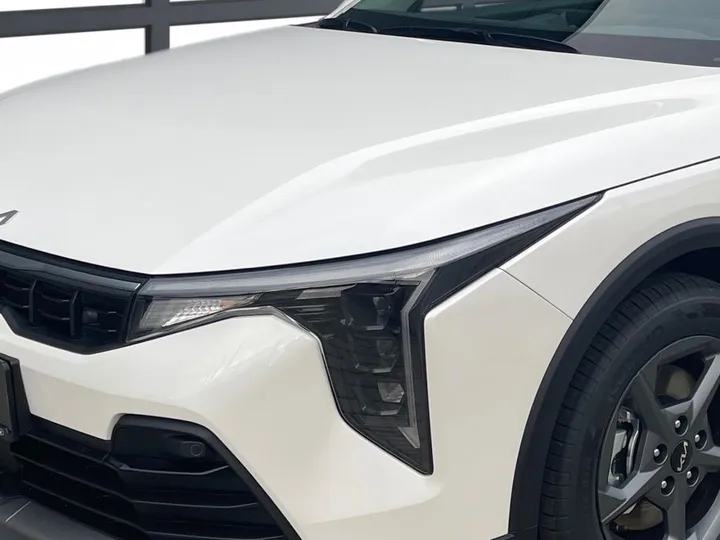 Kia K4