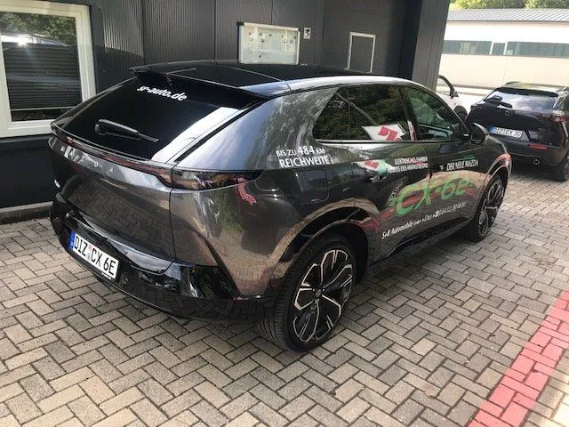 Mazda CX-6e