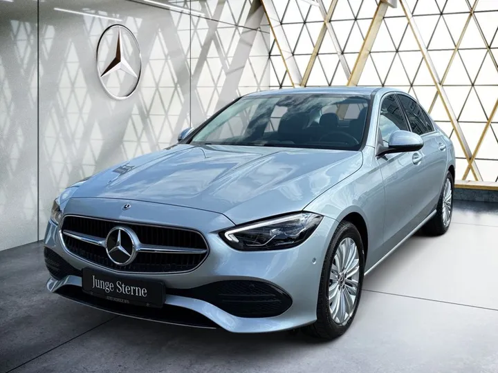 Mercedes-Benz C 220
