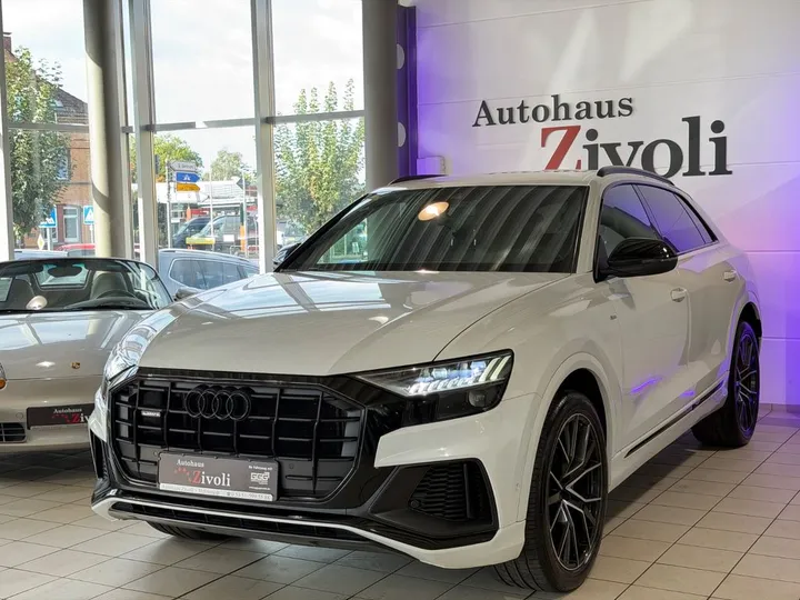 Audi Q8