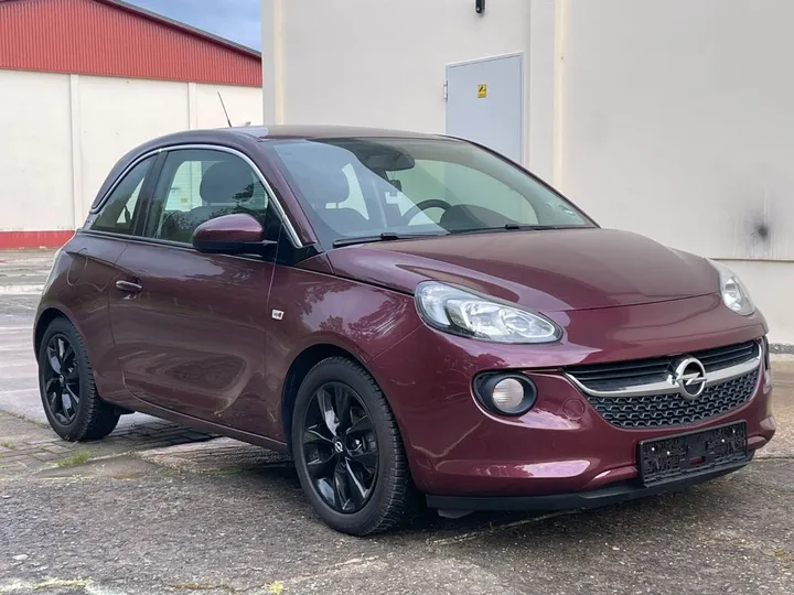 Opel Adam