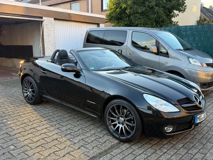 Mercedes-Benz SLK 200
