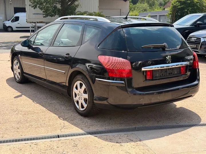 Peugeot 407