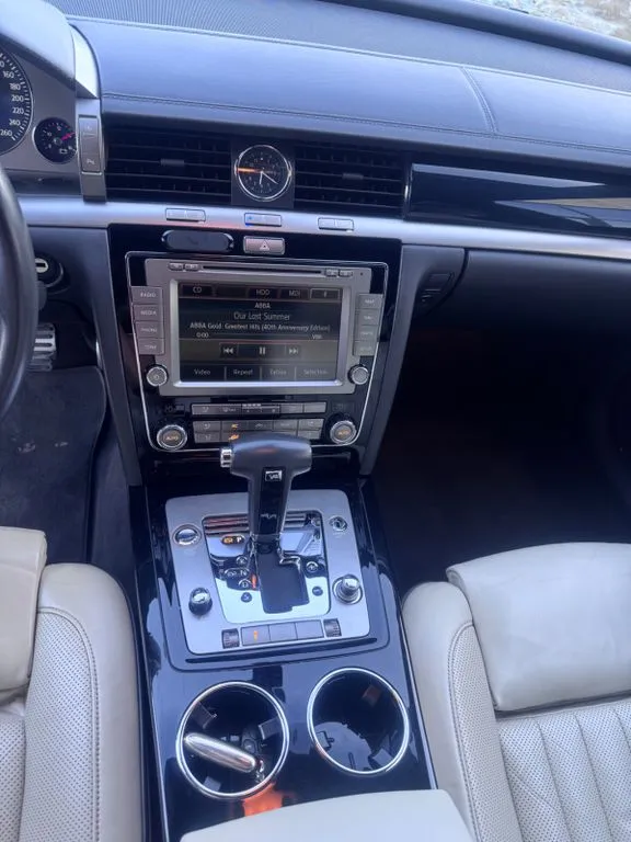 Volkswagen Phaeton