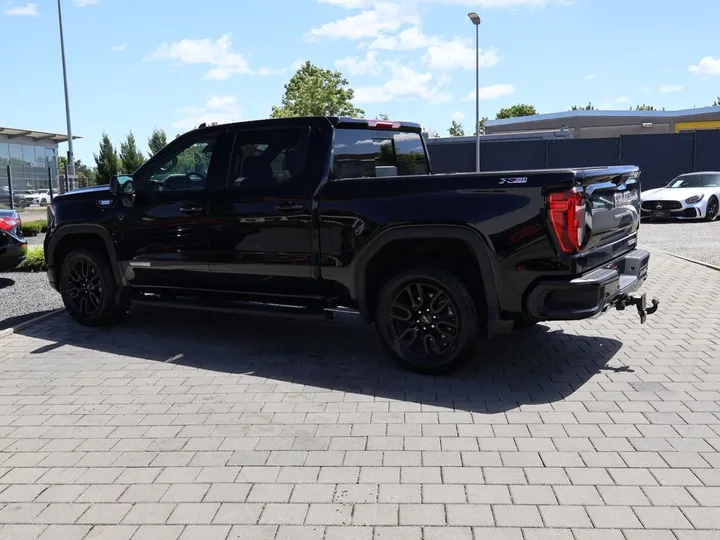 GMC Sierra