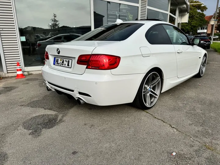 BMW 335