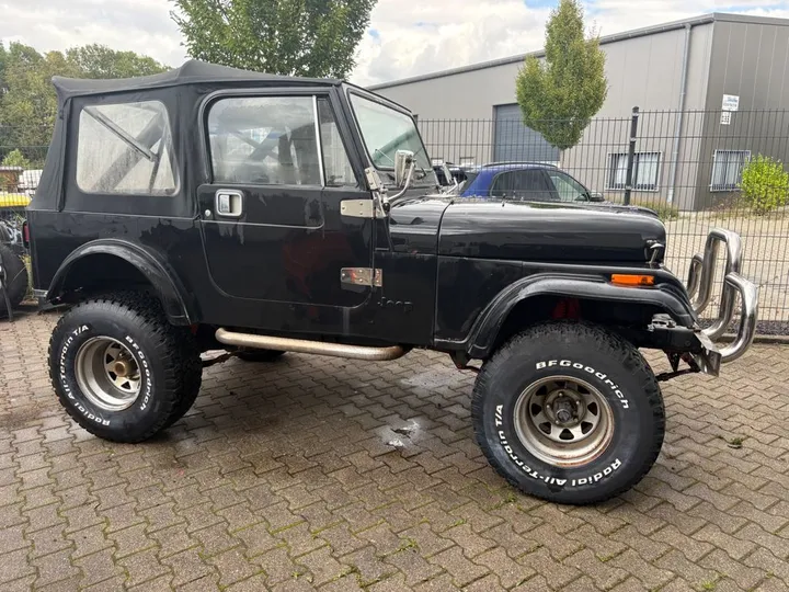 Jeep CJ