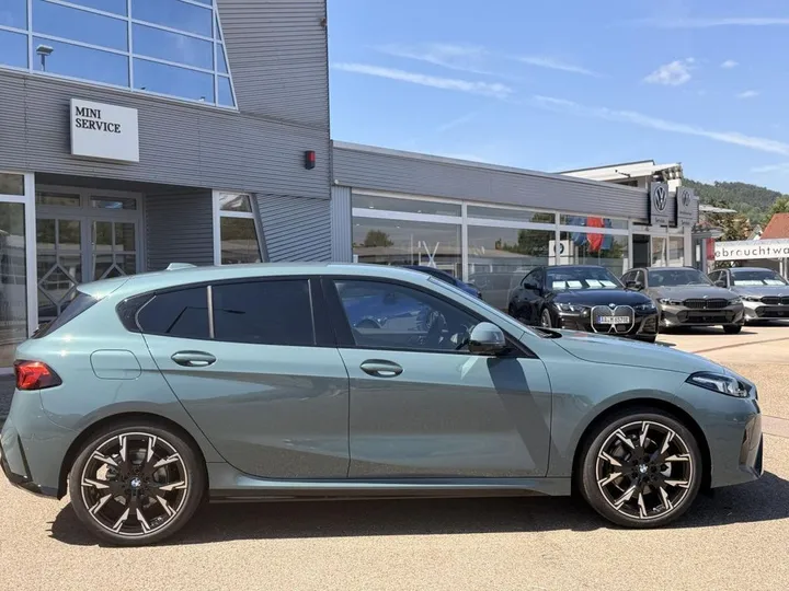 BMW 120