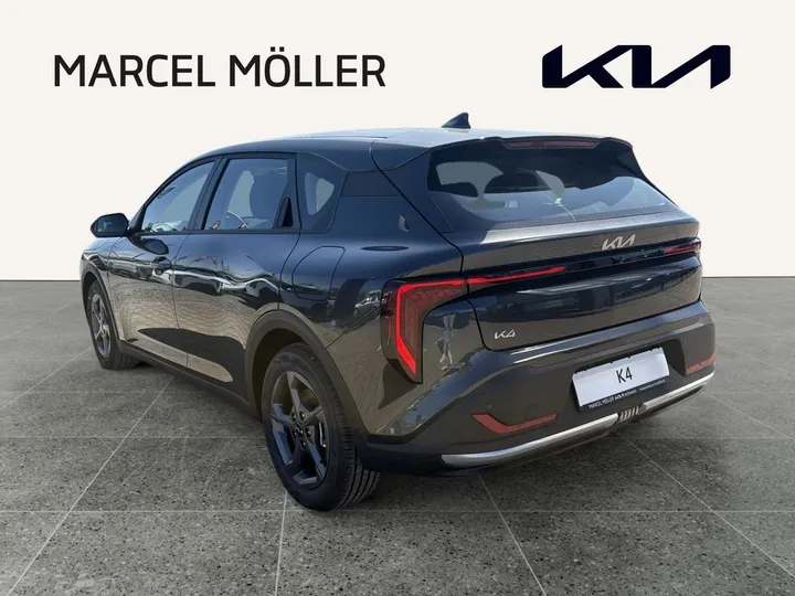 Kia K4