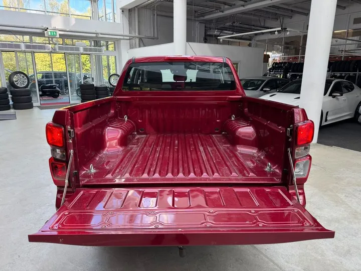 Isuzu D-Max