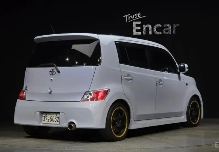 Toyota bB