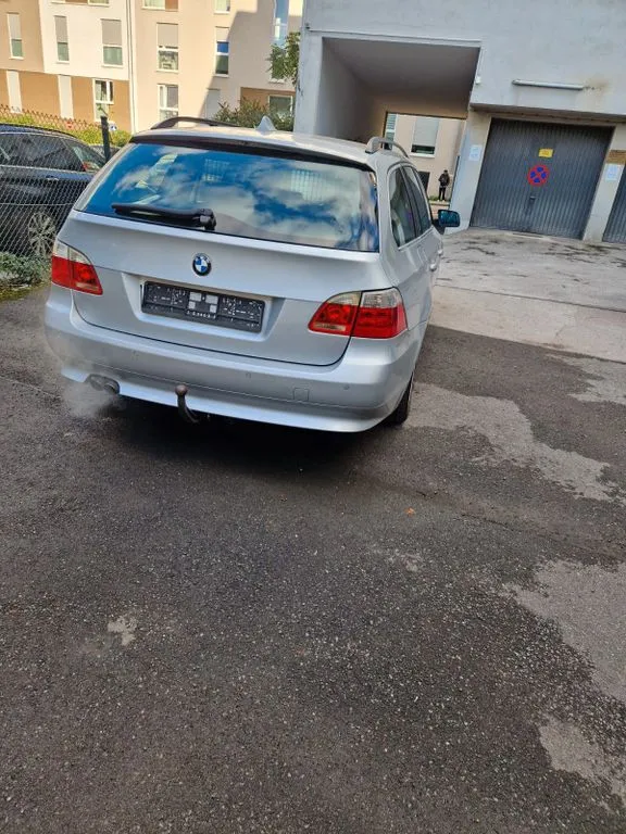 BMW 525