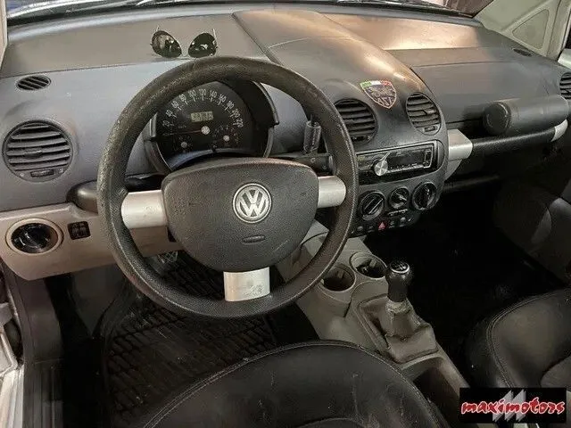 Volkswagen New Beetle