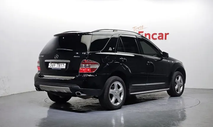 Mercedes-Benz M-class