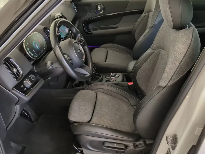 MINI Countryman D (Cooper)