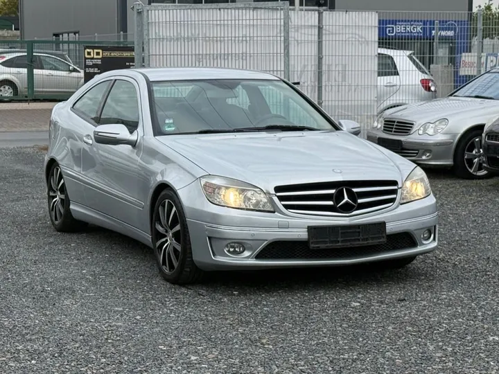 Mercedes-Benz CLC 230