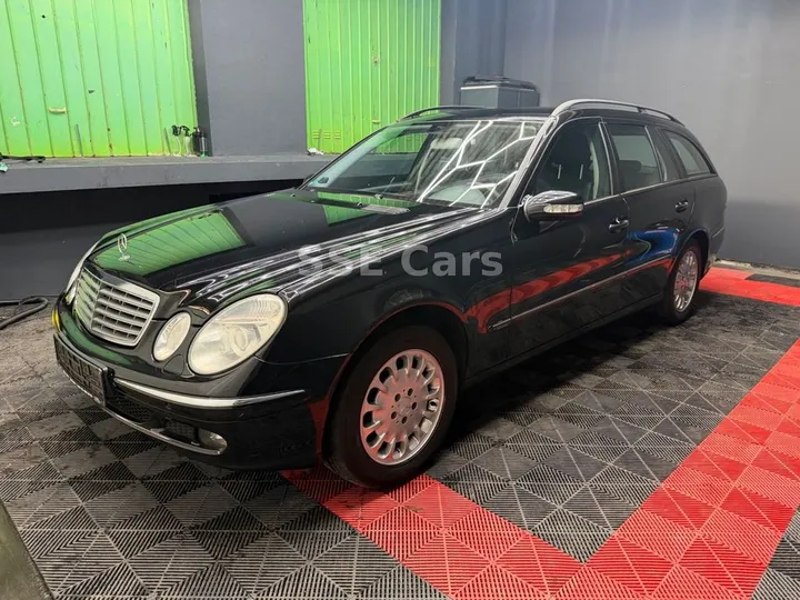 Mercedes-Benz E 320