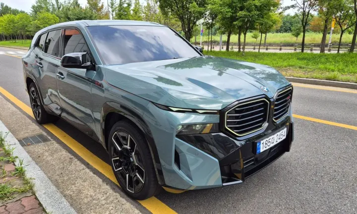 BMW XM