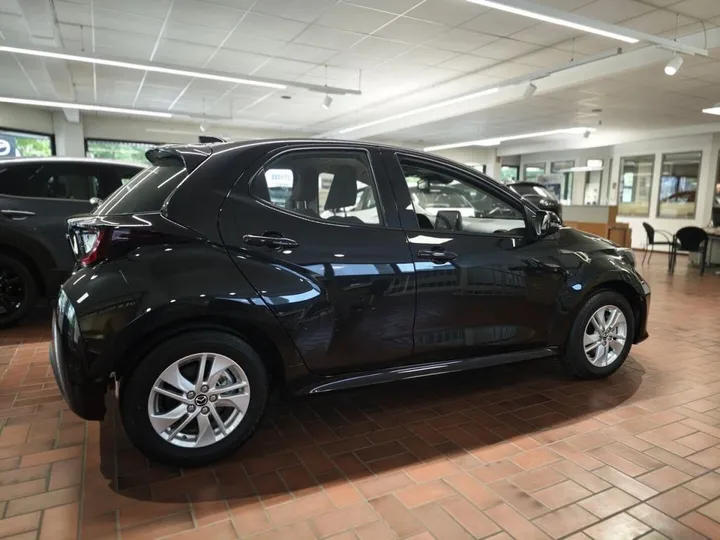 Mazda 2 Hybrid