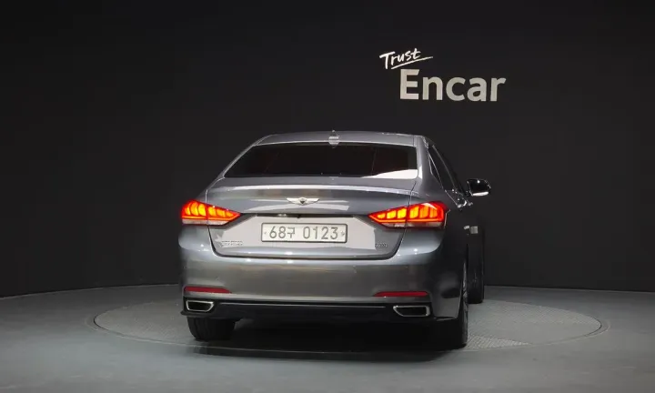 Hyundai Genesis