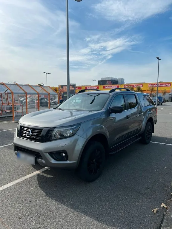 Nissan NP 300
