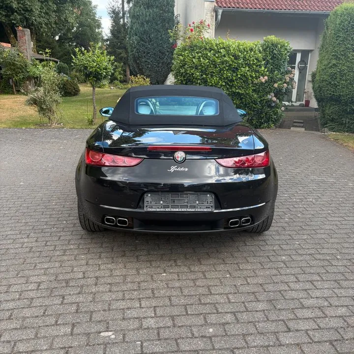 Alfa Romeo Spider