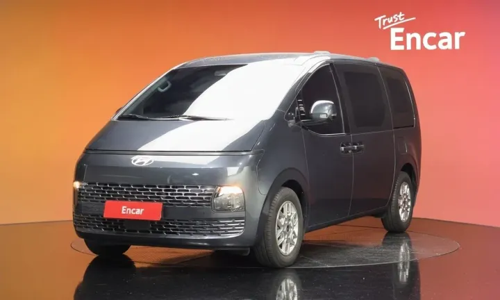 Hyundai Staria