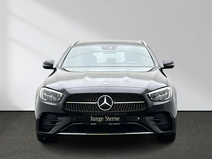 Mercedes-Benz E 200