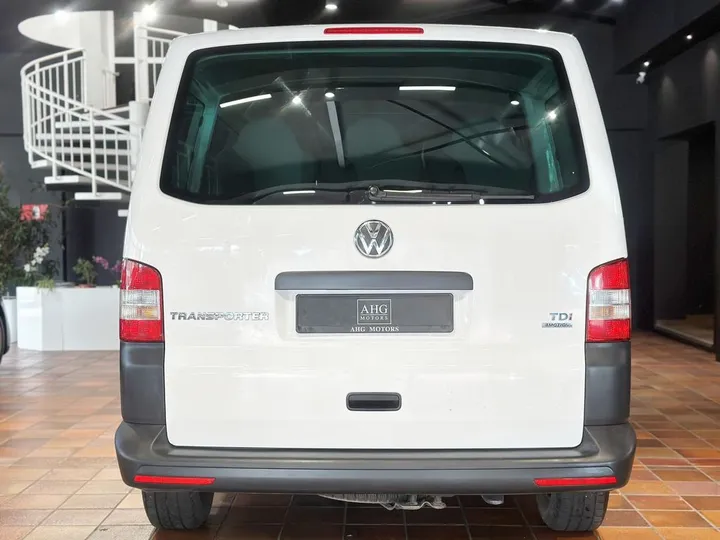 Volkswagen T5 Kombi