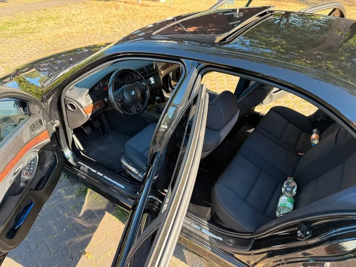 BMW 520
