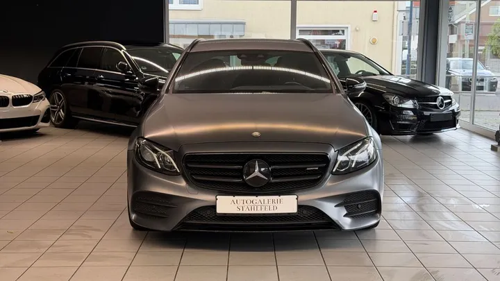 Mercedes-Benz E 400