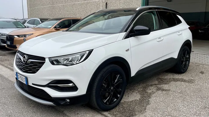 Opel Grandland (X)