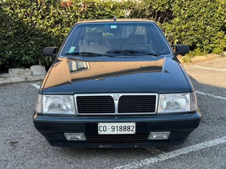 Lancia Thema