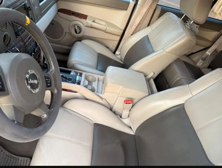 Jeep Commander