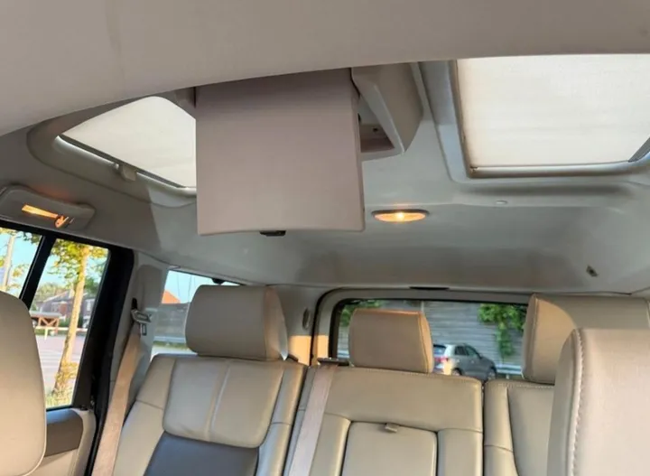 Jeep Commander