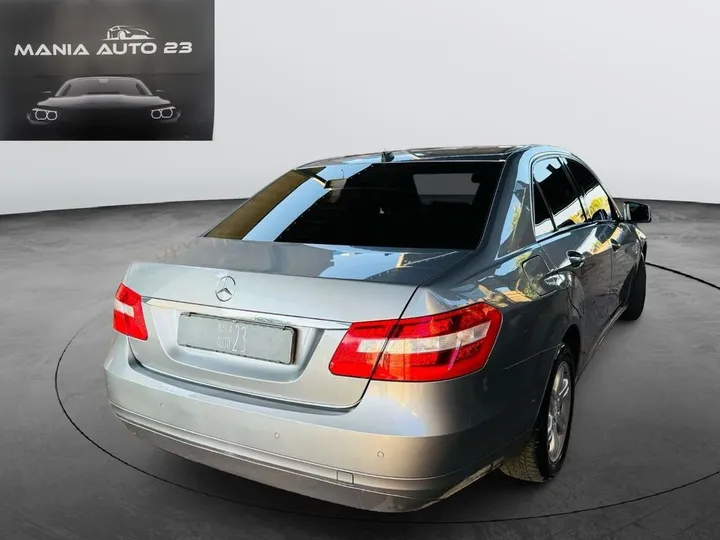 Mercedes-Benz E 220
