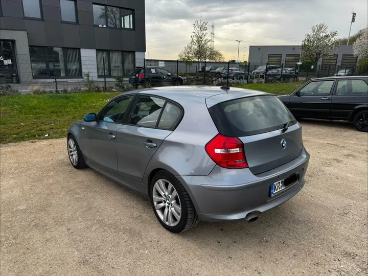 BMW 120