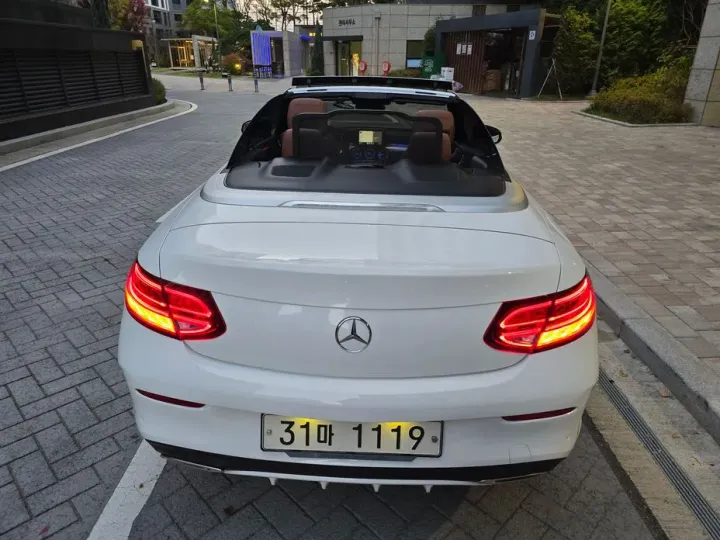 Mercedes-Benz C-Class