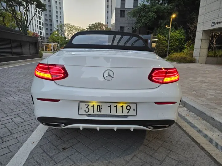 Mercedes-Benz C-Class