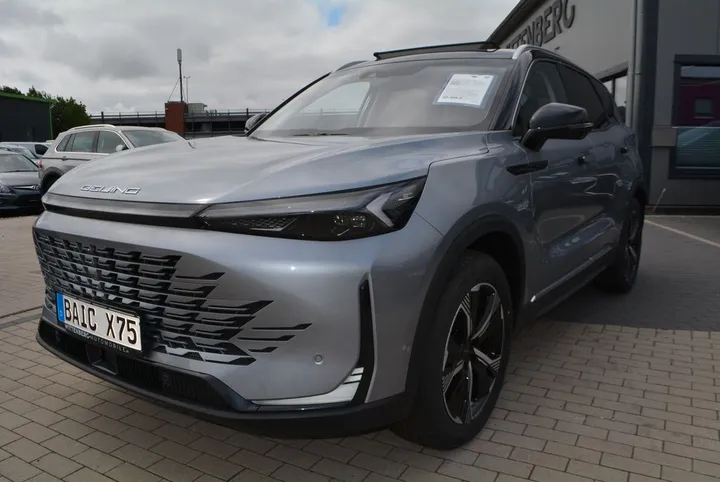 BAIC Beijing X75