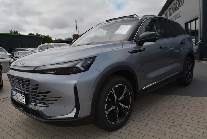 BAIC Beijing X75