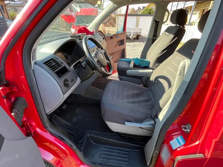 Volkswagen T5 Caravelle
